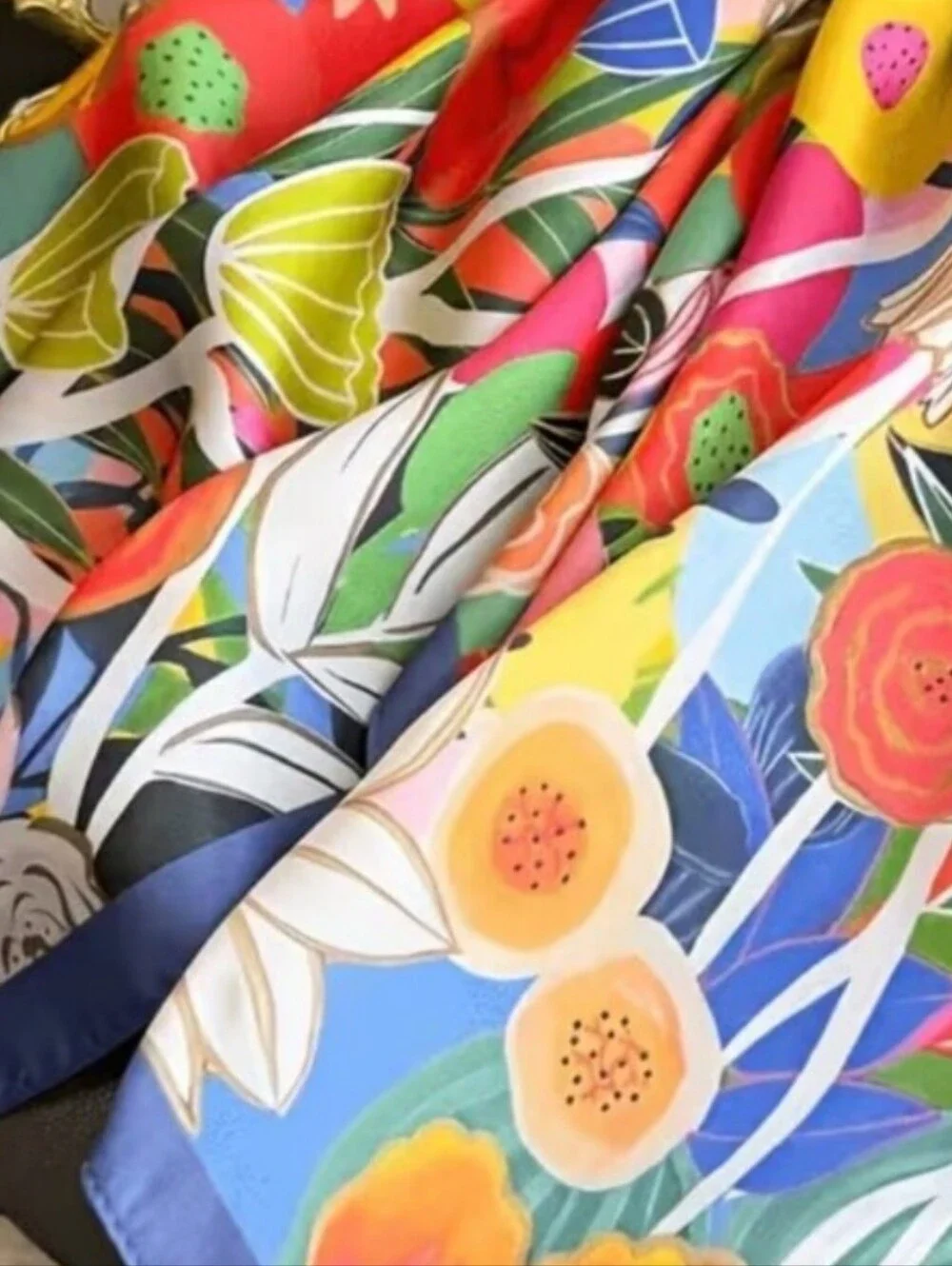 Silk-feel  FloralScarf - Bold Multicolor Garden Print